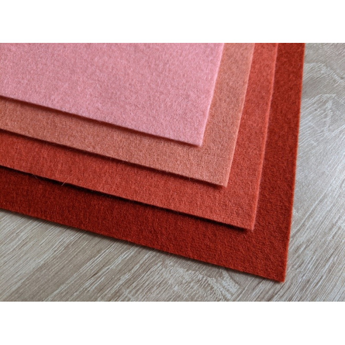 Feutrine pure laine rose tendre coupon 20 X 30 cm