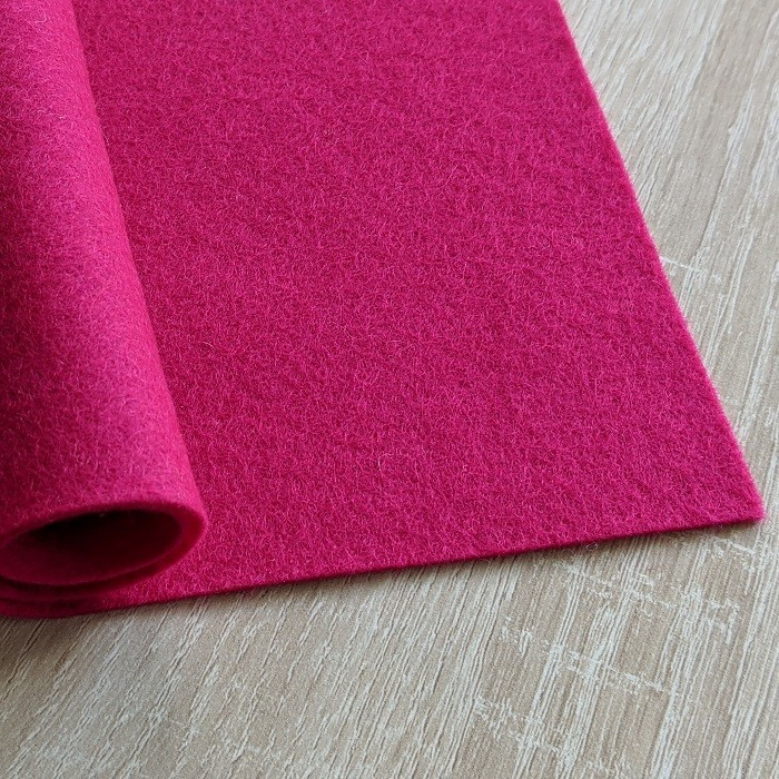 Pure wool raspberry felt coupon 20 X 30 cm