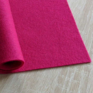 Pure wool raspberry felt coupon 20 X 30 cm