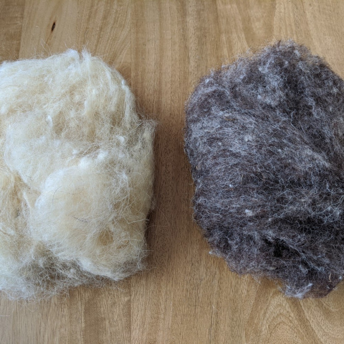 Raw carded wool bag for stuffing