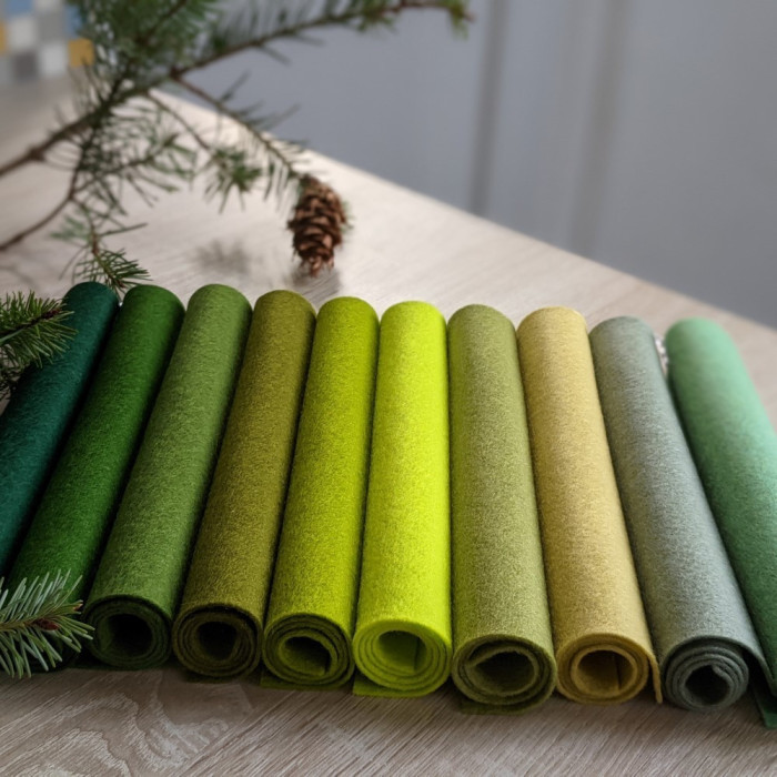 Pure wool felt in shades of green 10 coupons 20 X 30