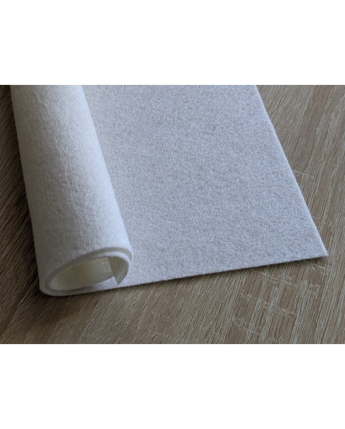 Coupon zuiver witte wolvilt 25 x 60 cm