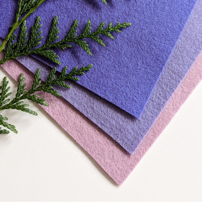 Feutrine pure laine violette coupon 20 X 30 cm