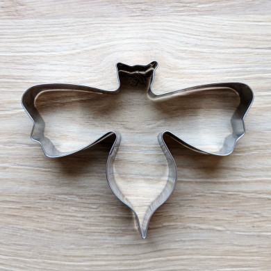 Large bee cookie cutter