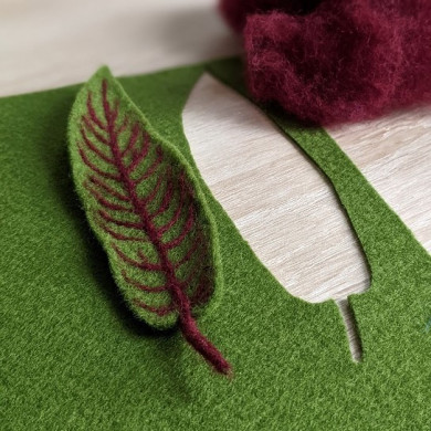 Leaf green pure wool felt coupon 25 X 60 cm