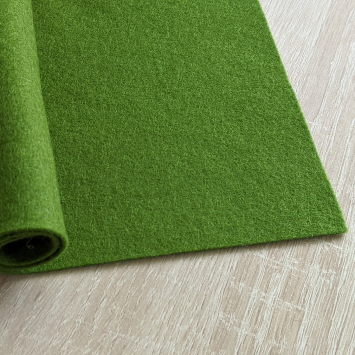 Feutrine pure laine vert feuille coupon 25 X 60 cm