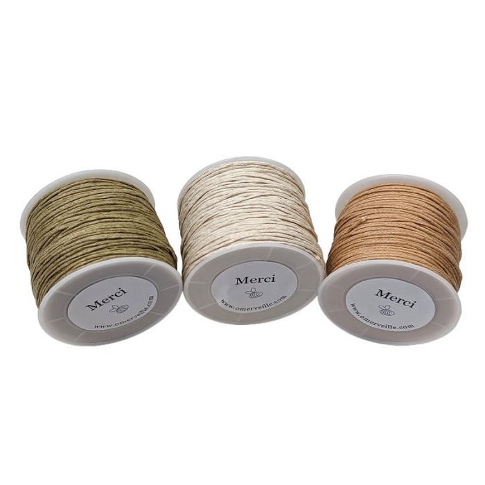 Spool of ecru waxed cotton thread 001 70m 1mm