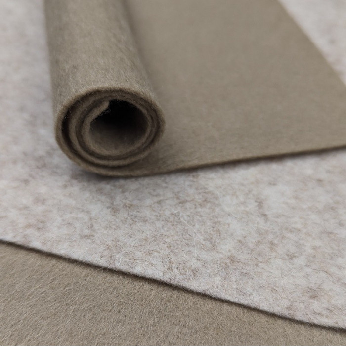 Beige pure wool felt coupon 20 X 30