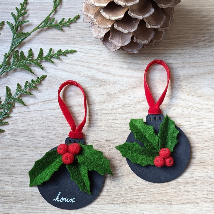 25 flat wooden Christmas baubles to customize