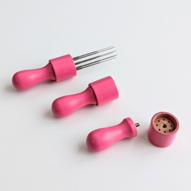 Pale pink wooden felting handle for 8 needles (sold without needles)