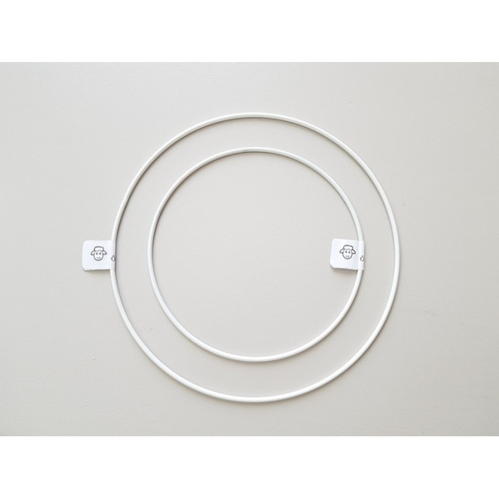 Cercle en métal peint blanc 20 cm de diamètre