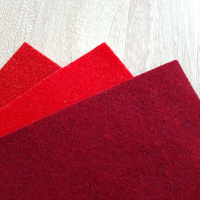 PROMO Burgundy wool felt coupon 37 x 154 cm (12)
