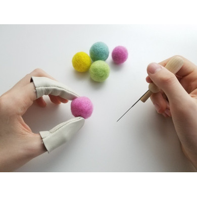 SECOND CHOICE Basic Finger Protectors for Felting x 2