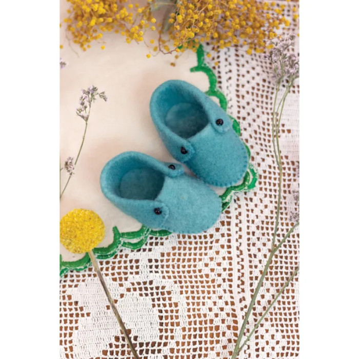 Simone Gooding's Folk Felt Book