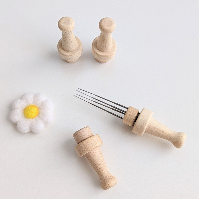 Copy of Wooden Felting Handle for 4 Needles