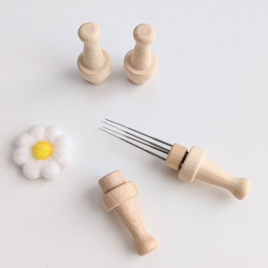 Copy of Wooden Felting Handle for 4 Needles