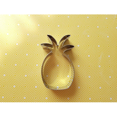 Big pineapple cookie cutter